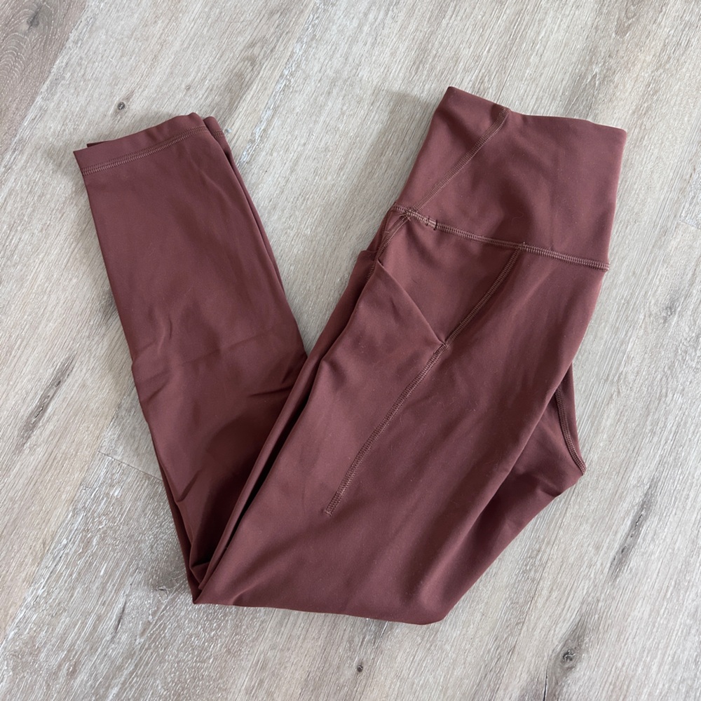 Lululemon wunder train high rise leggings with pockets